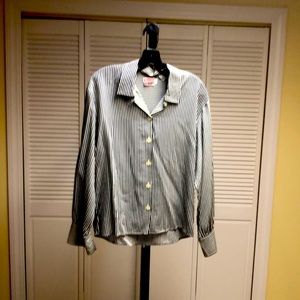 Cute stripe black and off white in size petite 8!